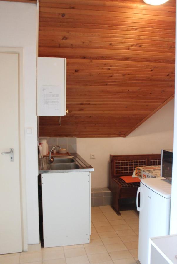 Appartement Kriszta Apartmanhaz à Balatonlelle Extérieur photo