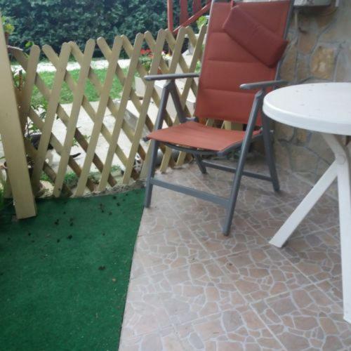 Appartement Kriszta Apartmanhaz à Balatonlelle Extérieur photo