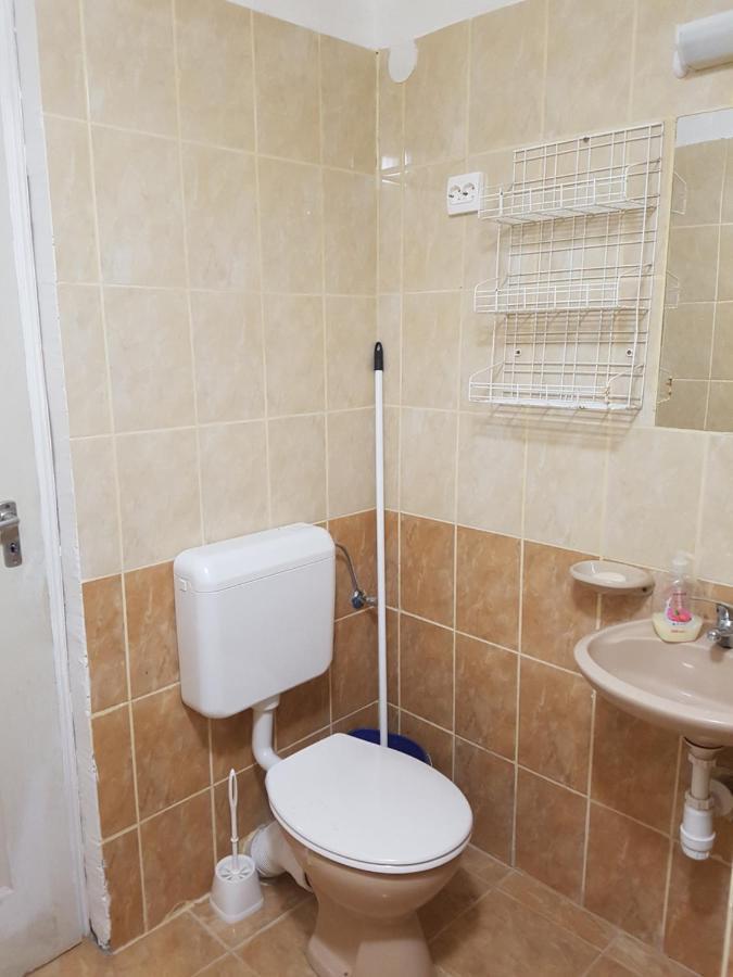 Appartement Kriszta Apartmanhaz à Balatonlelle Extérieur photo